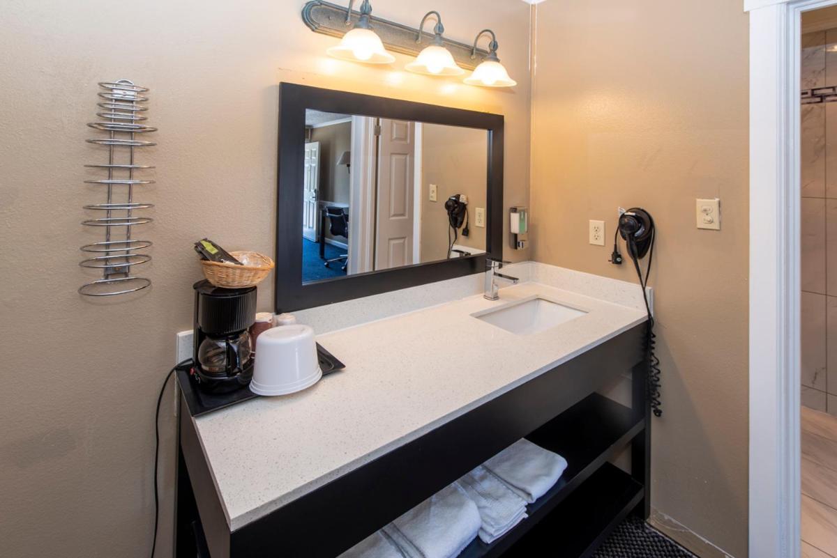 Motel Surf And Gardens 3*